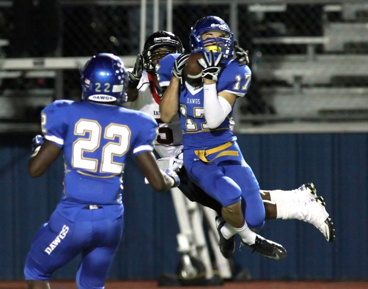 Cove Battles Heights in 8-5A Showdown